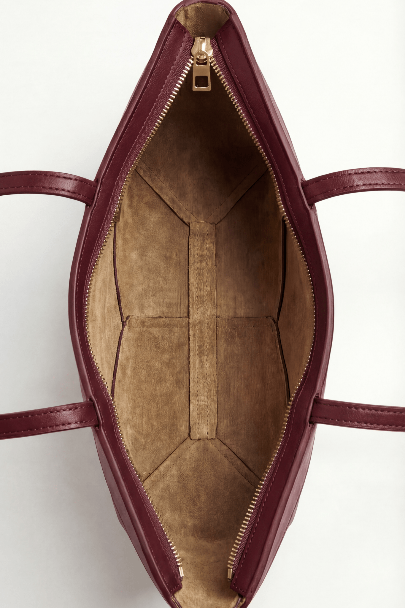LÍNEA Rosso Montjuïc matte leather micro bag by GREBELLA, Barcelona — view 7