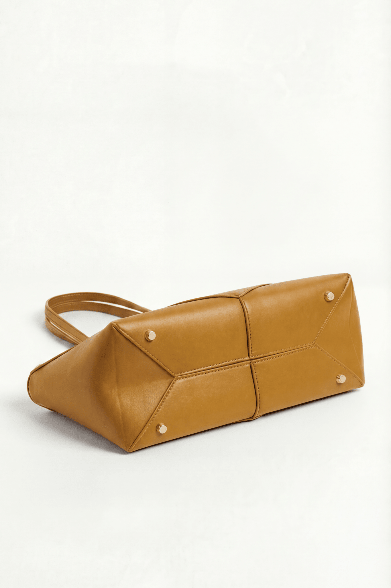 LÍNEA Saffron Pedrera matte leather micro bag by GREBELLA, Barcelona — view 4