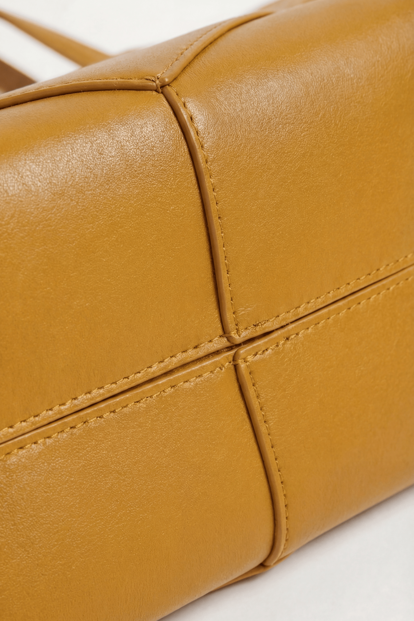 LÍNEA Saffron Pedrera matte leather micro bag by GREBELLA, Barcelona — view 5