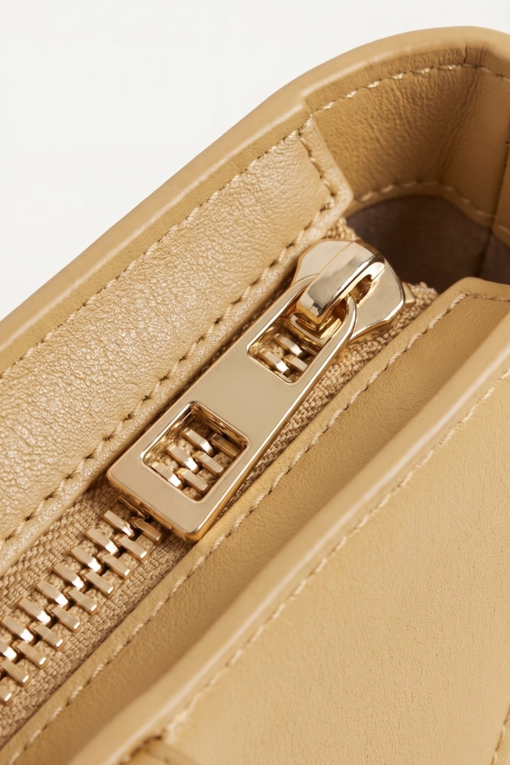 LÍNEA Flax Mar Bella matte leather micro bag by GREBELLA, Barcelona — view 6