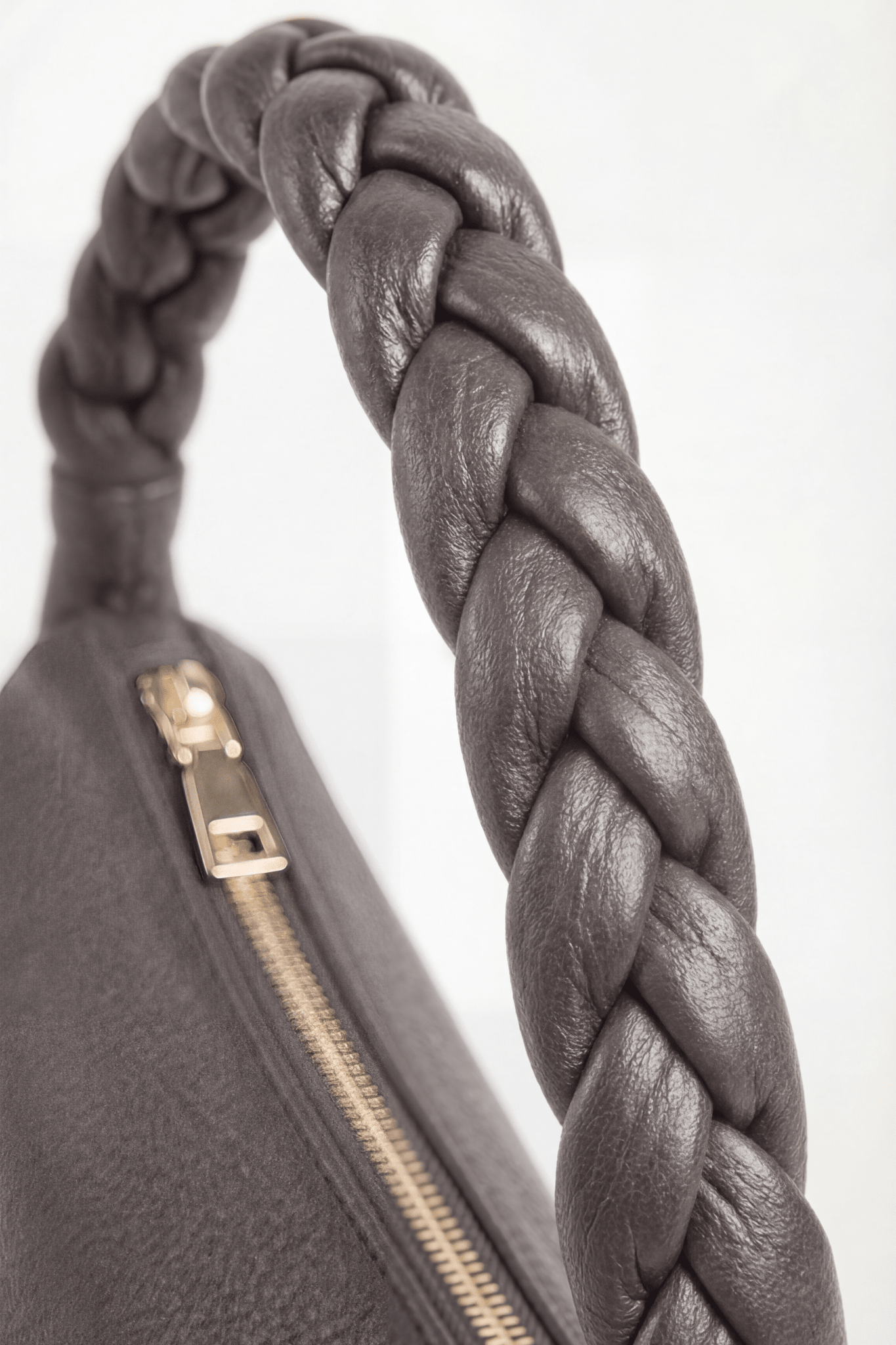 VESPER Ceniza Born grained calfskin shoulder bag by GREBELLA, Barcelona — view 6