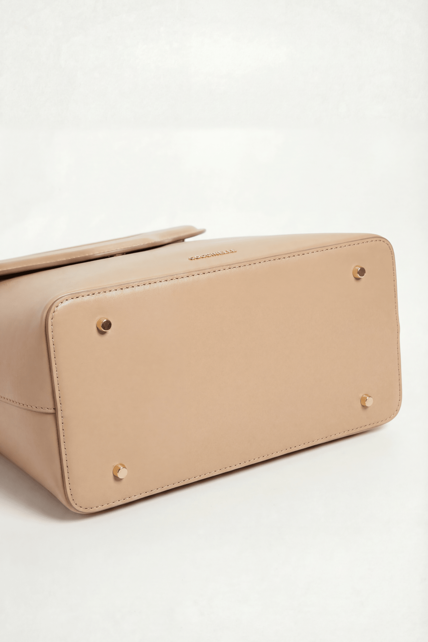 NOYA Alabaster Eixample box calfskin top-handle bag by GREBELLA, Barcelona — view 4