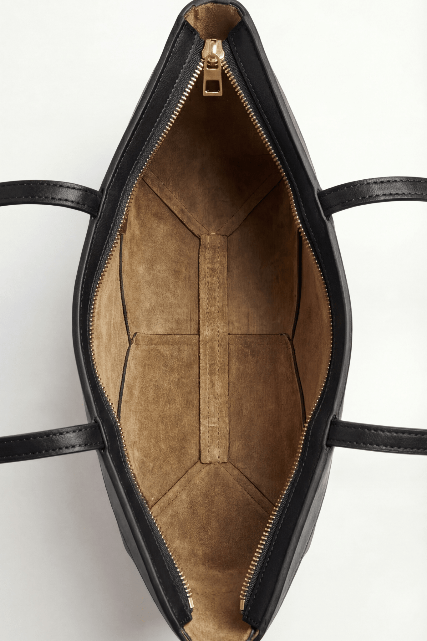 LÍNEA Gòtic Noir matte leather micro bag by GREBELLA, Barcelona — view 7