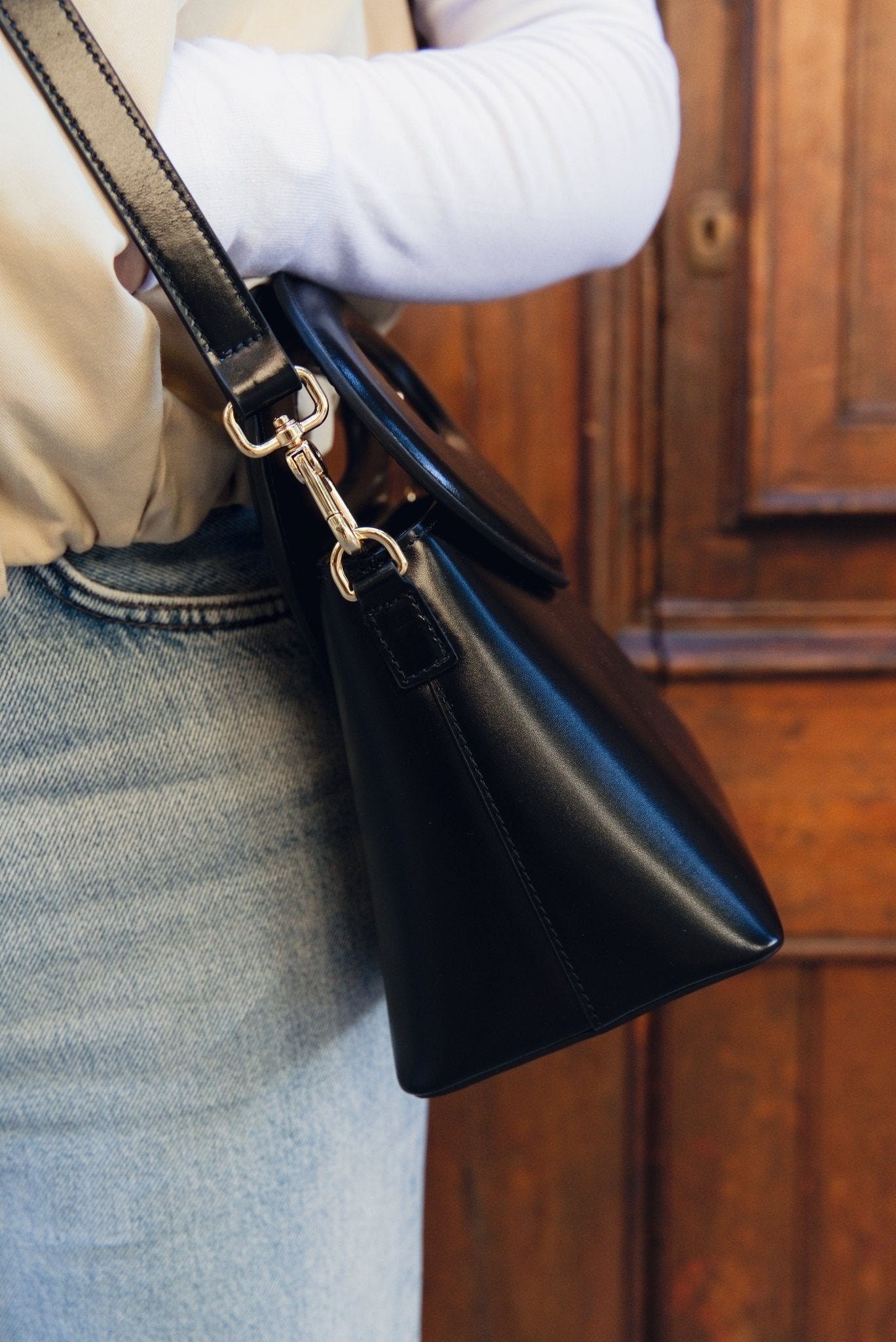 NOYA Obsidian Born box calfskin top-handle bag by GREBELLA, Barcelona — detail view